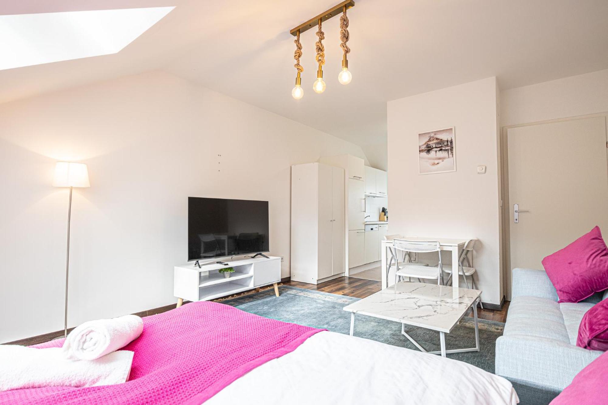 Airy Attic Apt.: Stylish Studio At Penzing Area Viena Exterior foto