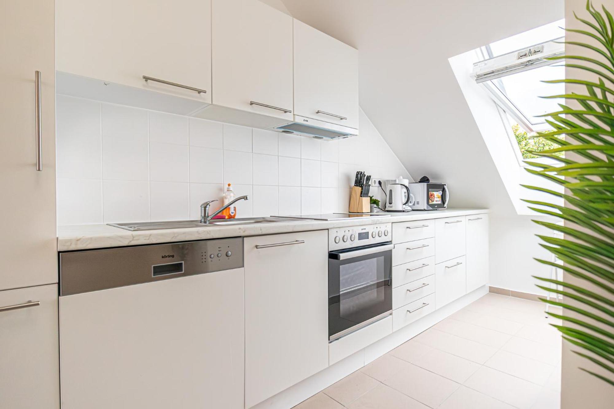 Airy Attic Apt.: Stylish Studio At Penzing Area Viena Exterior foto